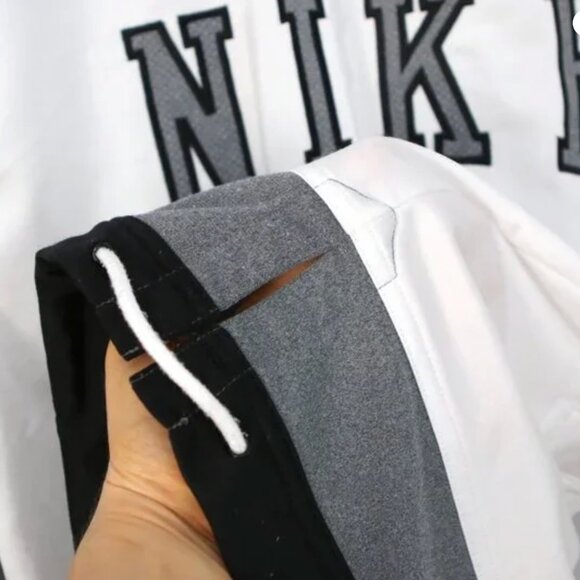 Vintage Nike 90s Tracksuit Jacket Full Zip Windbreaker Swoosh White Black Retro - Picture 14 of 15